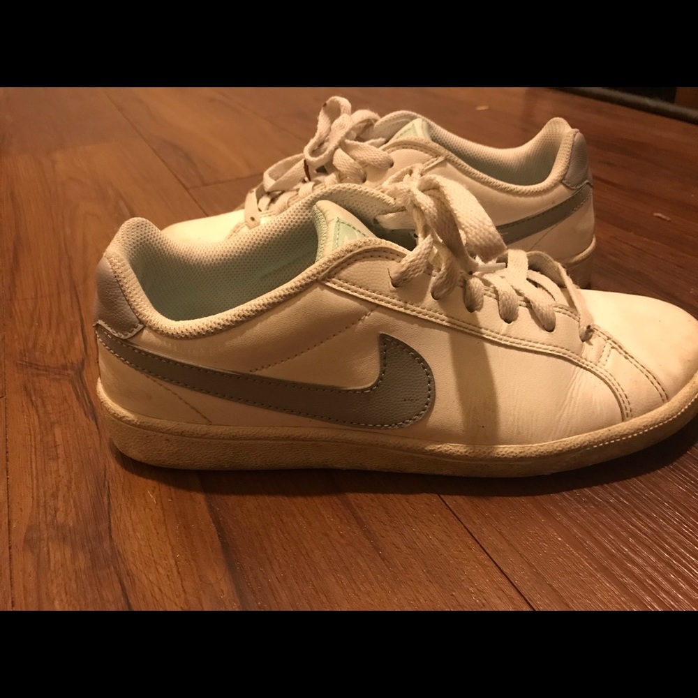 Shoe Nike sneakers